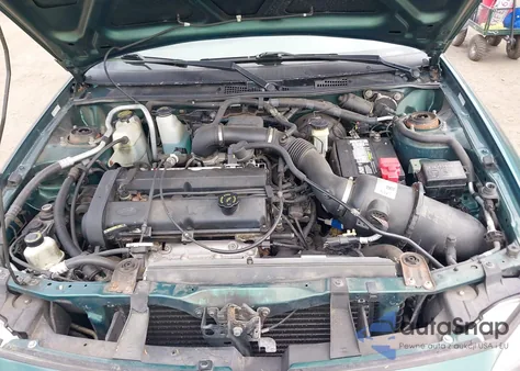 2000 Ford Escort Zx2 z USA, uszkodzony, nr VIN 3FAKP1137YR120639